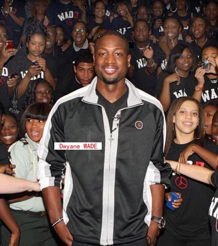 金州勇士巴特勒砍下24分10助攻，鹈鹕锡安25分，双方激烈对决。（勇士巴特勒24分10助攻，鹈鹕锡安25分，激战正酣）