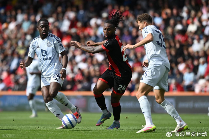 奥赖利：哈兰德在射门方面给我提过建议，我会永远记住这一球（奥赖利：哈兰德给过我射门建议，这球我永生难忘）