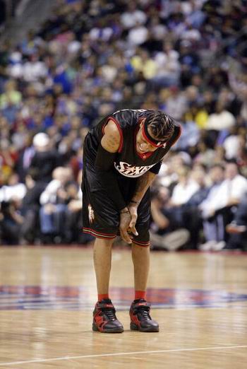 杨昊透露女排近况！世锦赛迎利好有望站上领奖台，副攻应进行优化（杨昊披露女排最新动态：世锦赛利好助力冲击领奖台，副攻需优化）