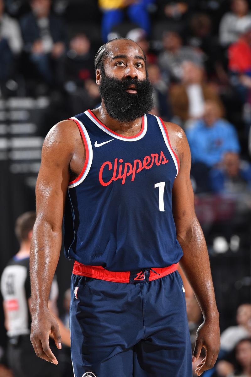 半场战报：意大利1-0挪威，皮奥破门，迪马尔科送助攻（半场：意大利暂1-0领先挪威，皮奥建功，迪马尔科献助攻）