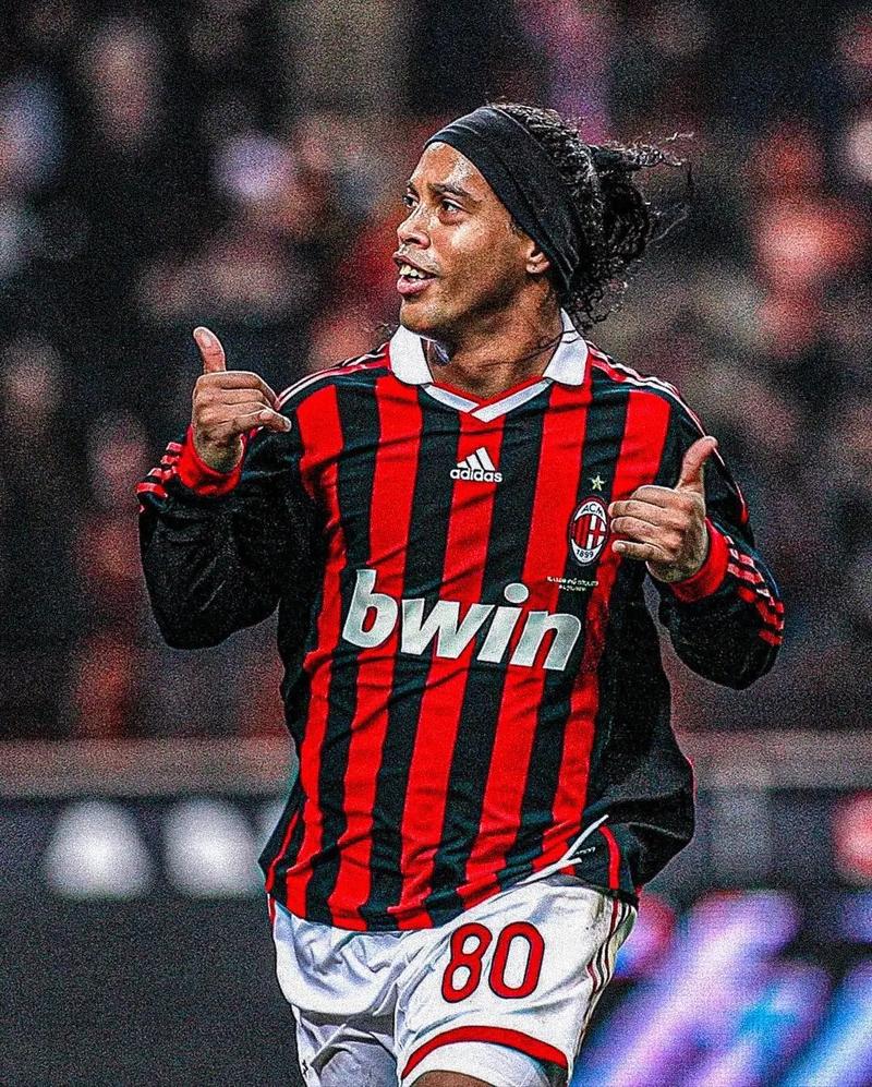 米体：法国电视台取消转播年轻人vs里尔，因前者胸前广告违规（米体：法国电视台因胸前广告违规叫停年轻人对阵里尔的转播）