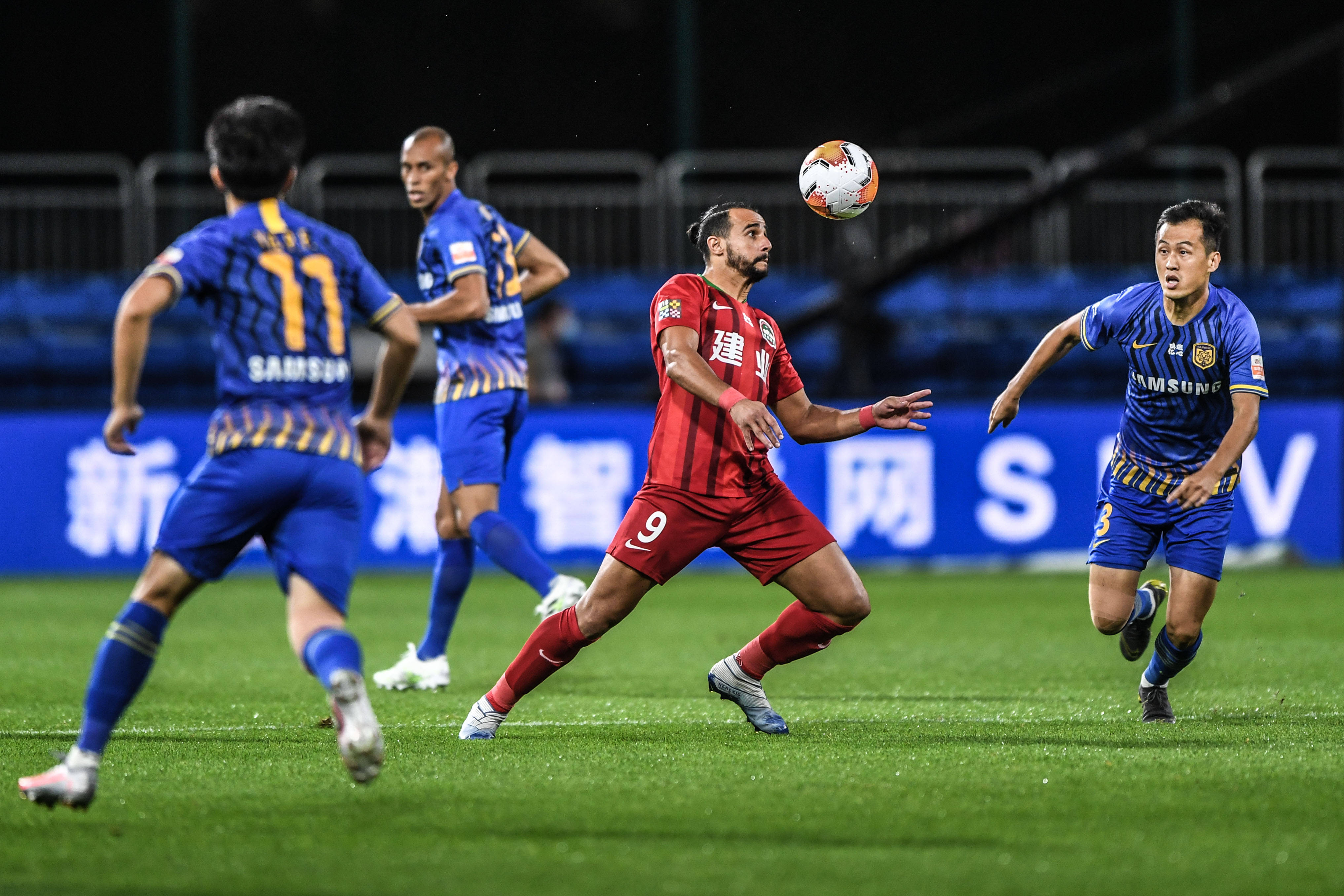 外媒：有中国俱乐部询问狮城水手前锋安德森-洛佩斯（外媒曝中国俱乐部打听狮城水手前锋安德森-洛佩斯）