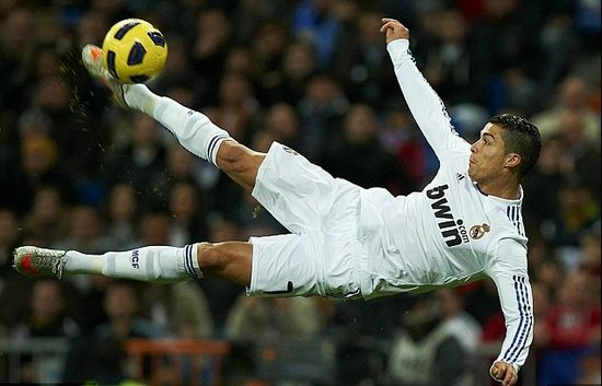 摩洛哥队非洲杯大名单：阿什拉夫领衔，卜拉欣、马兹拉维入选（摩洛哥队公布非洲杯参赛名单：阿什拉夫领衔，卜拉欣、马兹拉维在列）